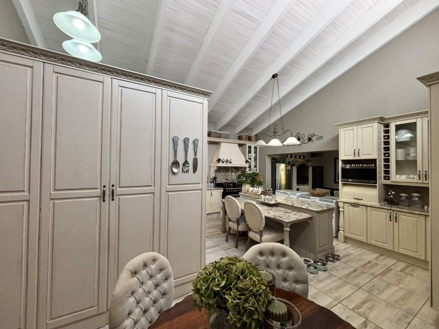 4 Bedroom Property for Sale in Grimbeeck Park North West